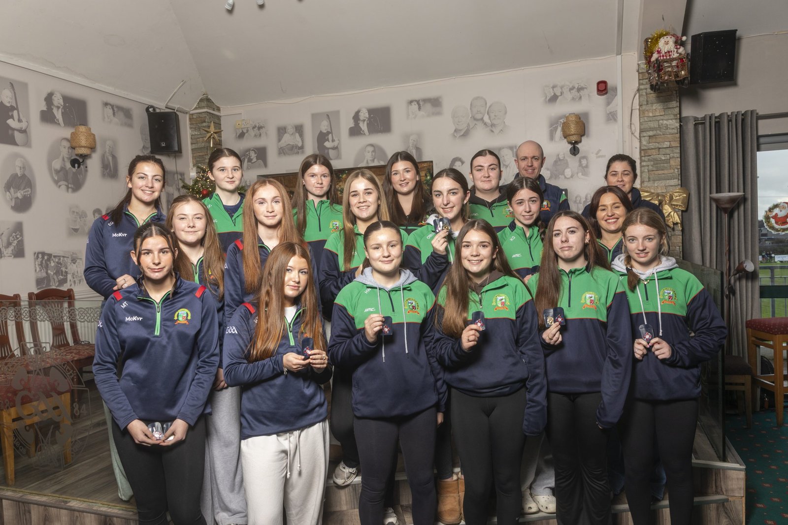 NBarróg girls teams 120625_010